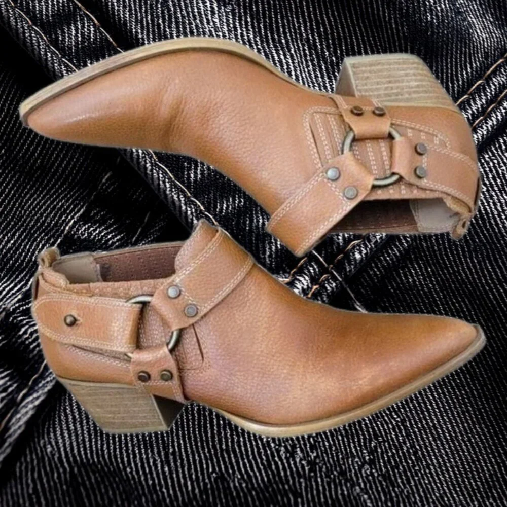 Dingo Kick Back Leather Harness Detail Cognac  Ankle Bootie, Size 6.5